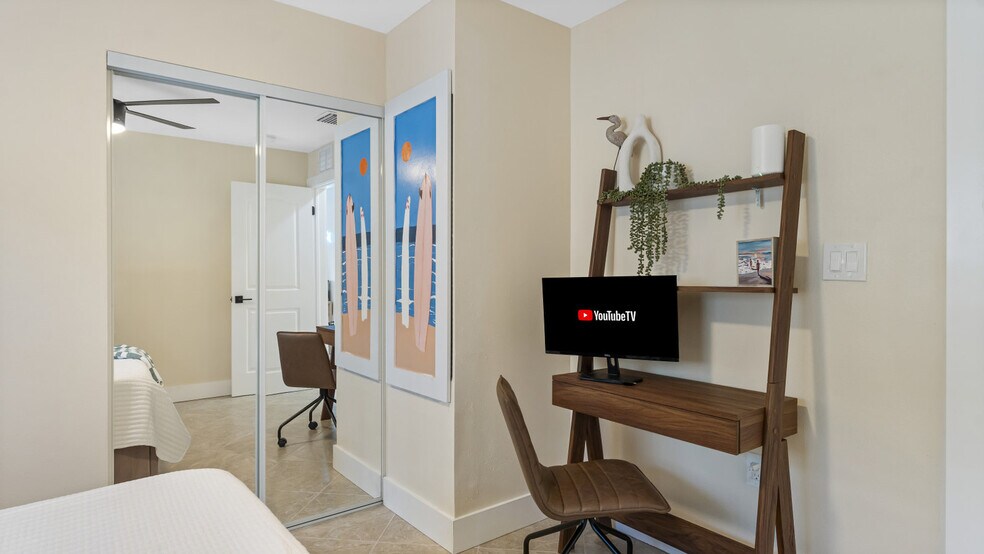 Building Photo - 79 S Brevard Ave