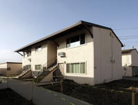 Building Photo - Azusa Hills