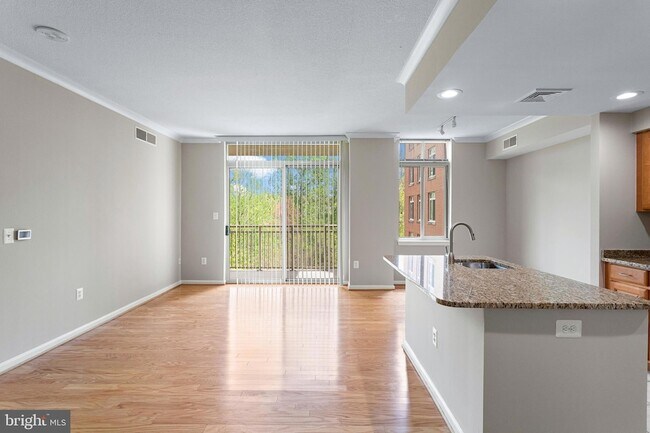 Building Photo - 4480 Market Commons Dr