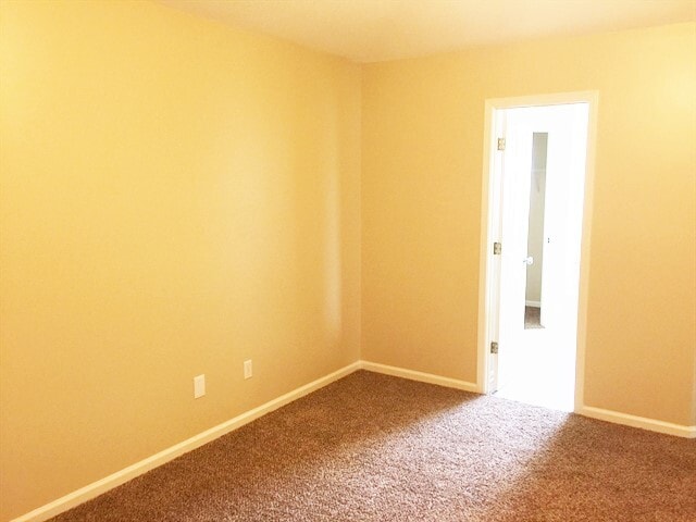 Building Photo - 2454 Ambrosia Dr