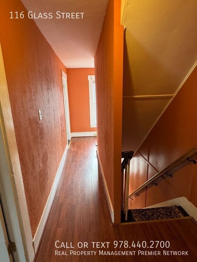 Building Photo - 112-116 Glass St