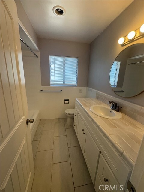 Building Photo - 430 E I St