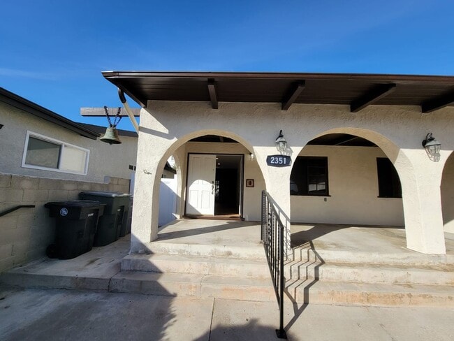 Building Photo - Torrance - 3 bd / 2 ba Home! GREAT LOCATION!!