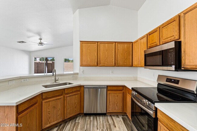 Building Photo - 17482 W Caribbean Ln