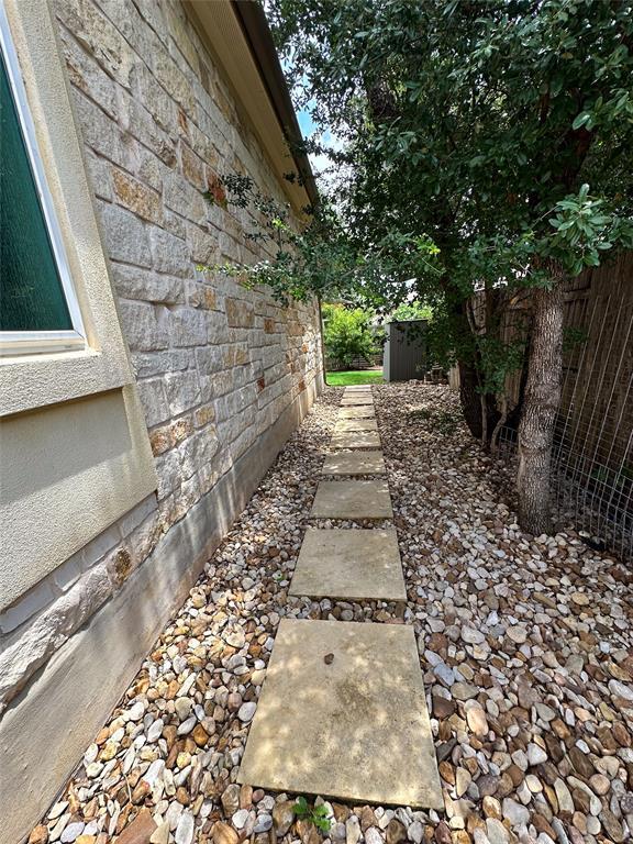 Building Photo - 4102 Rainy Creek Ln