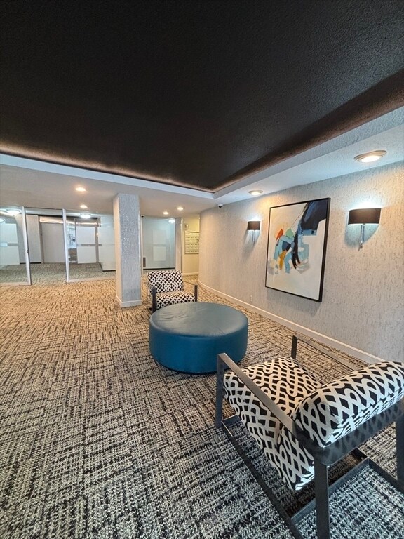 Building Photo - 19 Winchester St