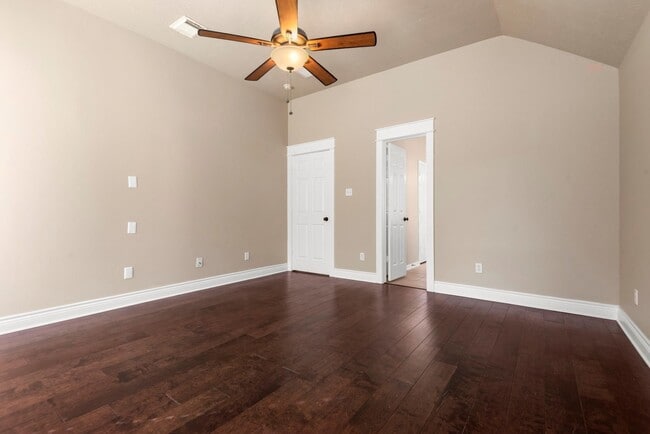 Building Photo - 3610 Hill Family Ln