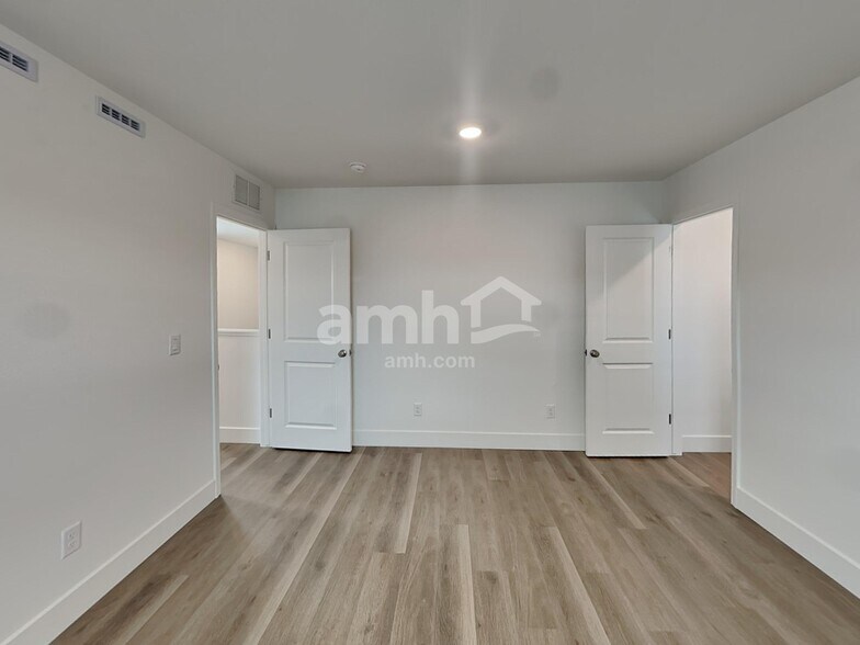 Building Photo - 5820 Fly Fisher St