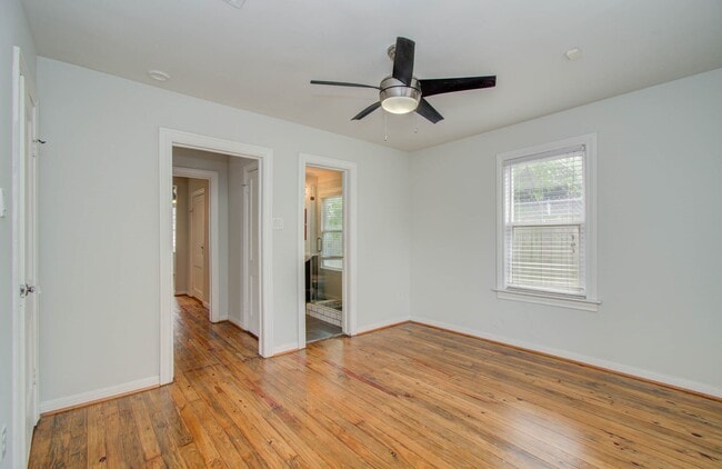Building Photo - 4706 Fisk St