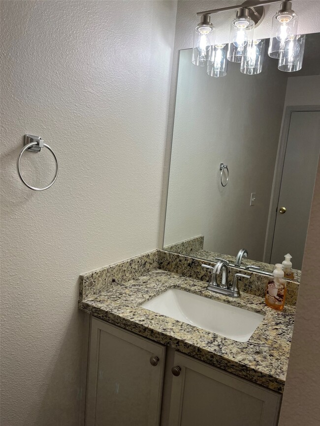 Building Photo - 4918 Cloudhaven Ct