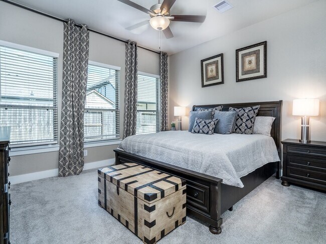 Building Photo - 13210 Wood Leaf Pk