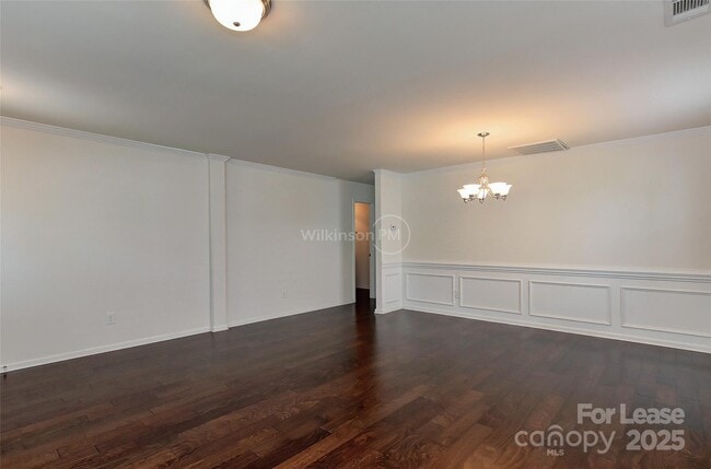 Building Photo - 9409 Pond Vista Court