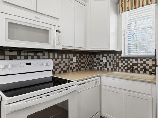 Building Photo - 150 Apple Seed Ct