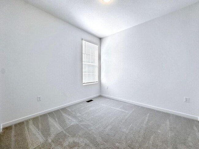 Building Photo - This property is located in a 55+ communit...