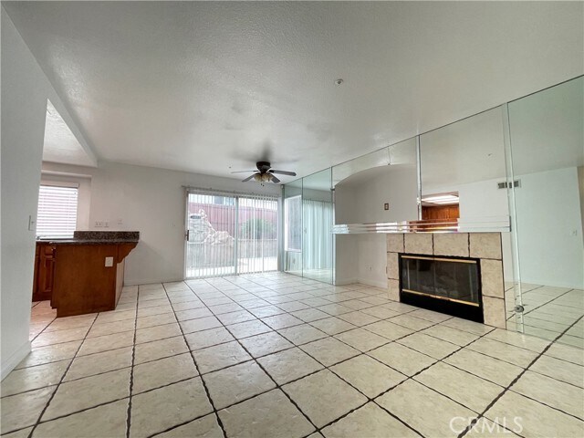 Building Photo - 16615 Windcrest Dr