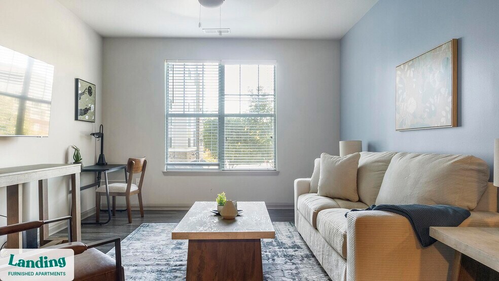 Building Photo - 900 E Six Forks Rd