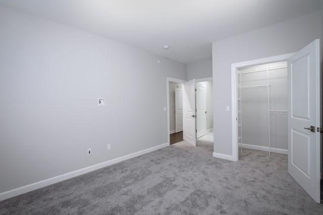 Building Photo - 132 Sutton Ct