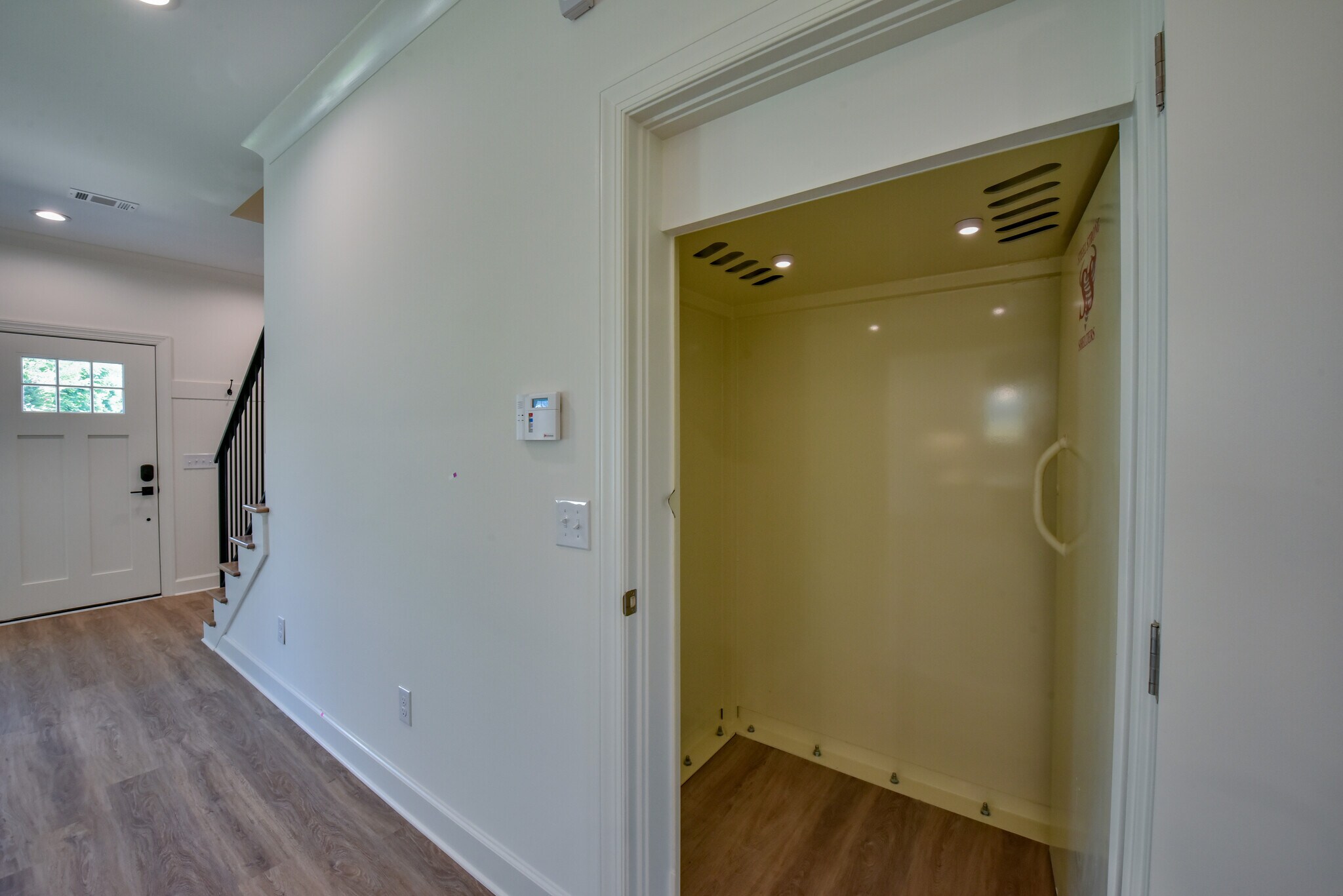 Building Photo - 19 18th St