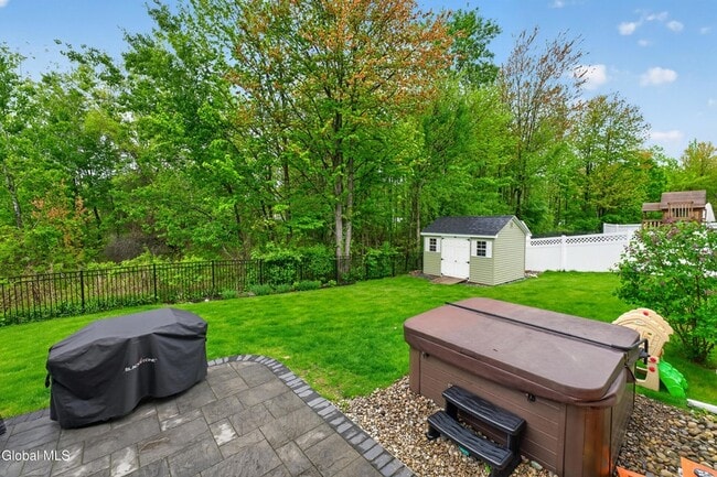 Building Photo - 4 Fenlon Ln