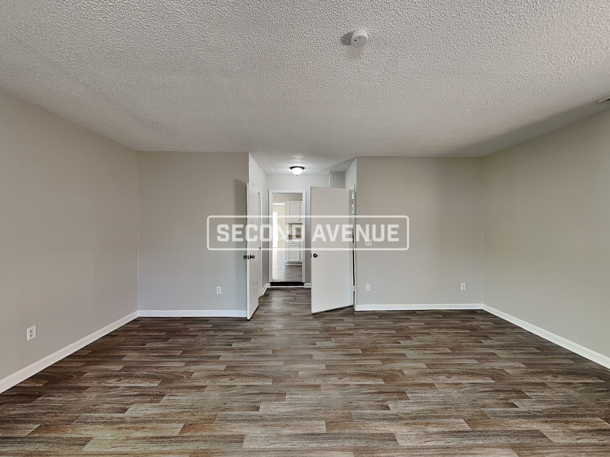 Building Photo - 2727 W 45th St