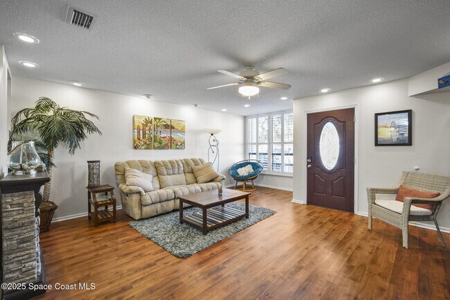 Building Photo - 417 Polk Ave