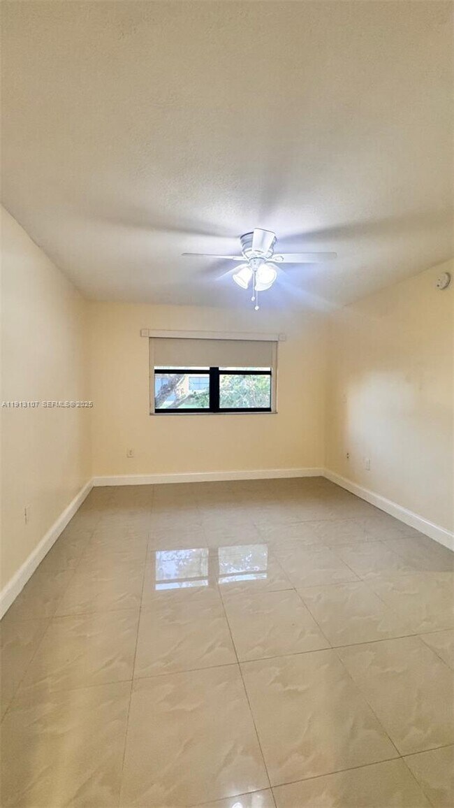 Building Photo - 15610 SW 80th St