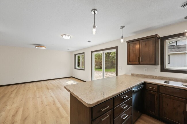 Building Photo - Brand New Townhome in Sartell!