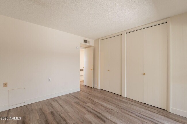 Building Photo - 13001 N 113th Ave