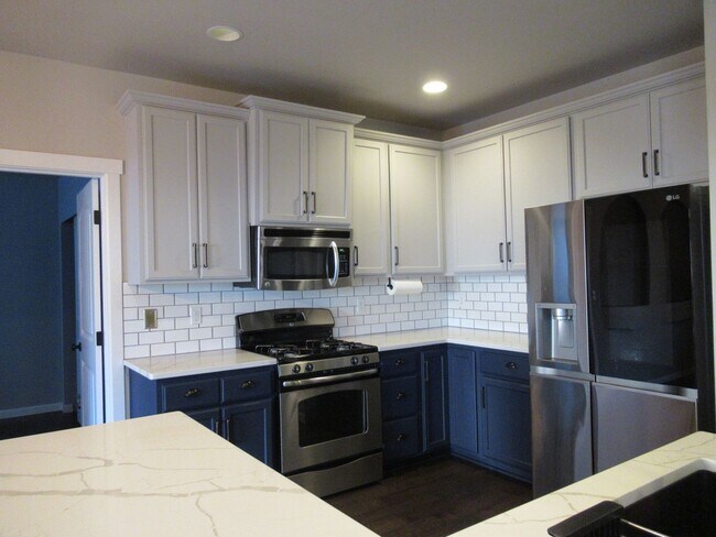Building Photo - 5522 Charlotte Ave SE