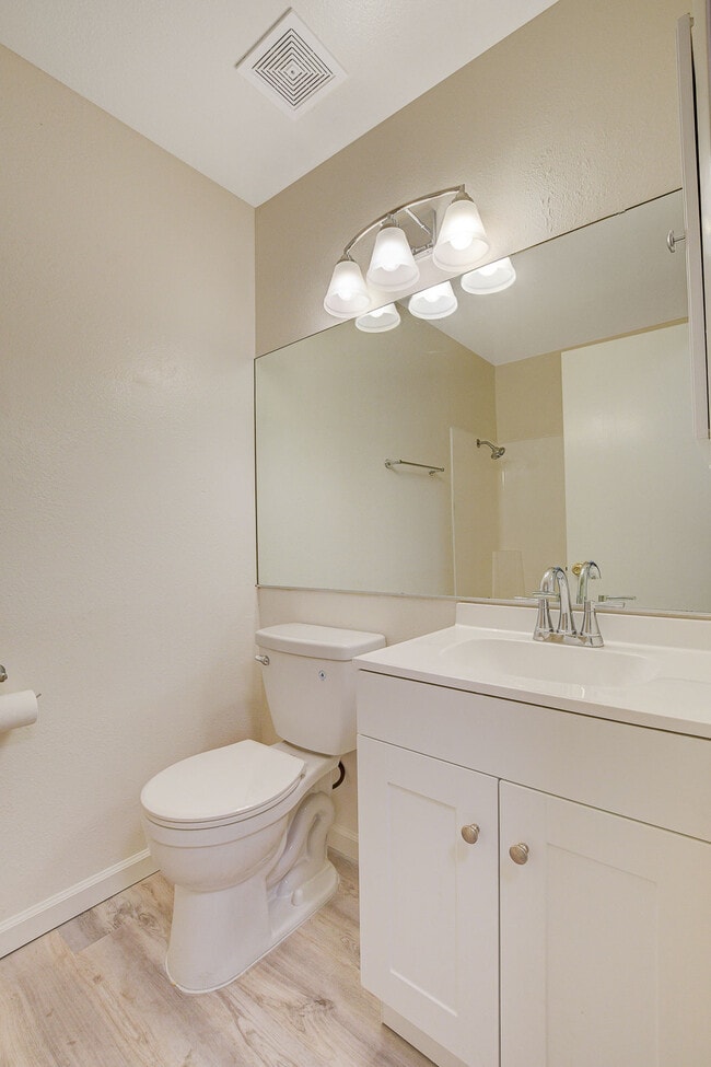 Building Photo - 2809 Northam St