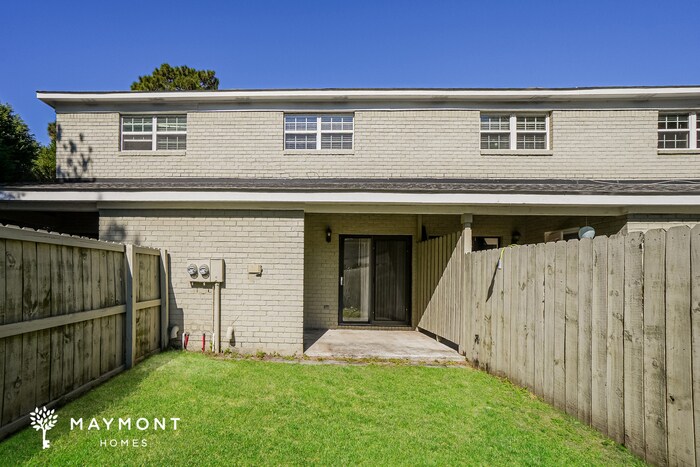 Building Photo - 1317 Mathis Ferry Rd