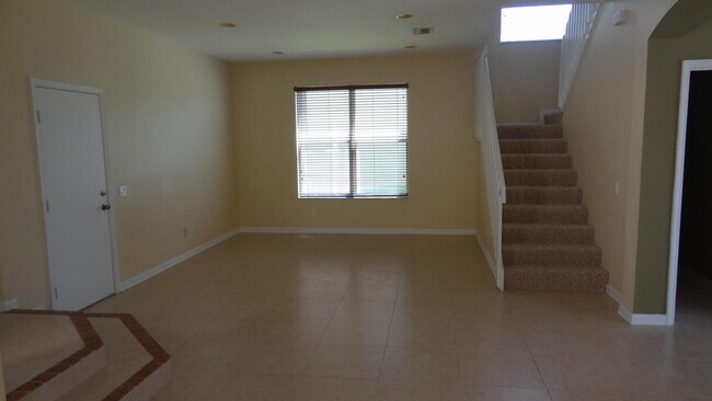 Building Photo - 5404 Sunseeker Blvd