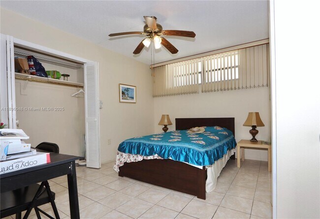 Building Photo - 3020 Marcos Dr