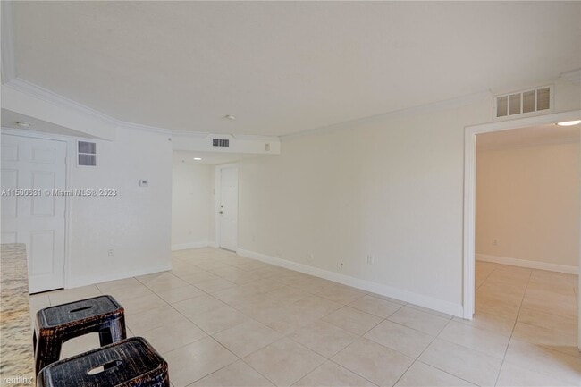 Building Photo - 3 br, 2 bath House - 21100 SW 87th Ave Apt...