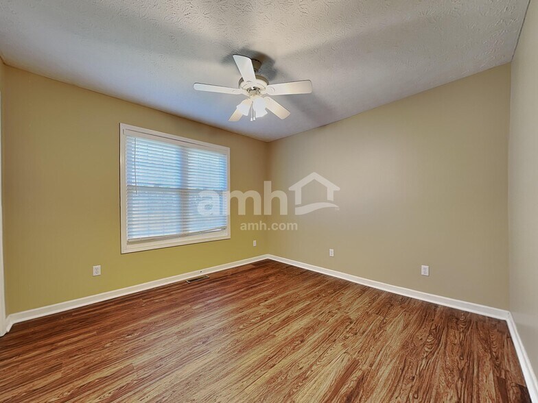 Building Photo - 3710 Eagles Vista Ln