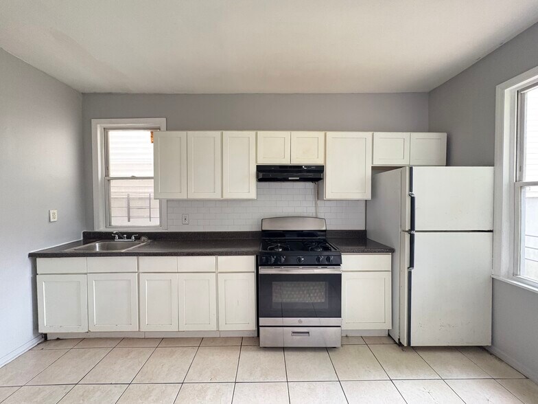 Unit 1 - 905 Hunterdon St