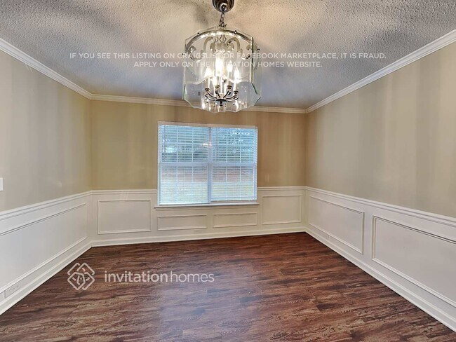 Building Photo - 372 Othello Dr