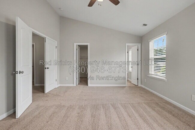 Building Photo - 10448 Benfield Rd