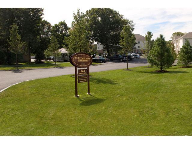 Entrance - Chestnut Park Apartments