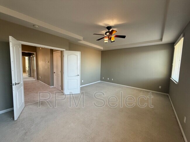 Building Photo - 637 Lavastone Dr