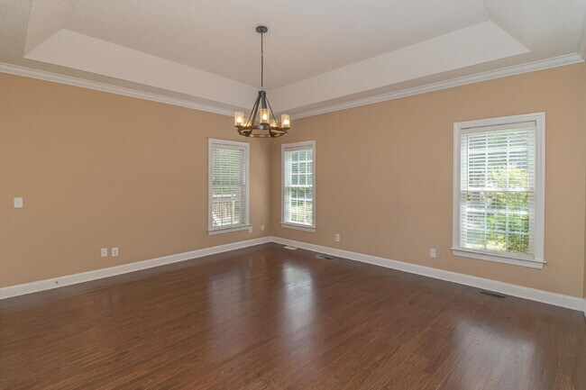 Building Photo - Stunning & Spacious Home in Walnut Hill! 4 Bedrooms | 4 Bathrooms w/ Lawn Care and Trash Service ...