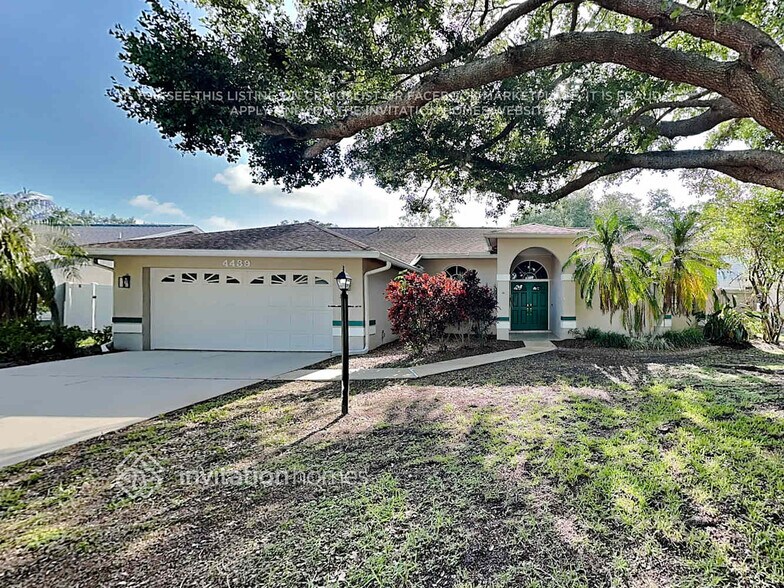Primary Photo - 4439 Diamond Cir W