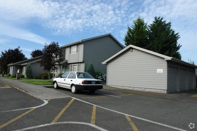 Primary Photo - Wyatt Lee Apartments
