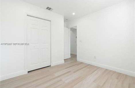 Building Photo - 5701 SW 41st St