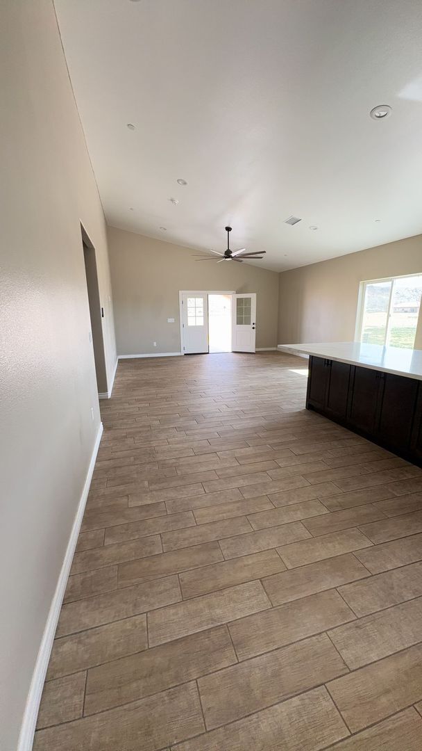 Building Photo - NEWER CONSTRUCTION 4 BEDROOM APPLE VALLEY HOME