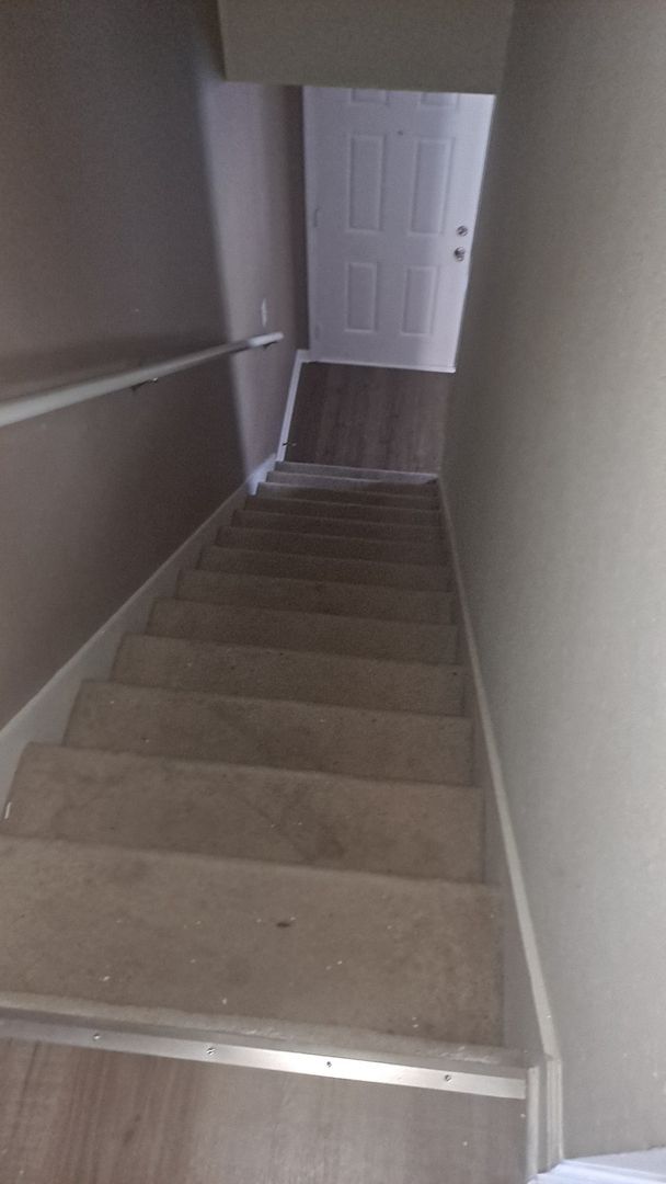 Building Photo - 100 Thermal Ct