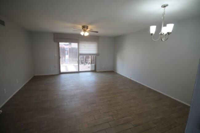 Building Photo - Highly Desirable East Side Townhome – 2 Bed, 2 Bath – Move-In Ready!