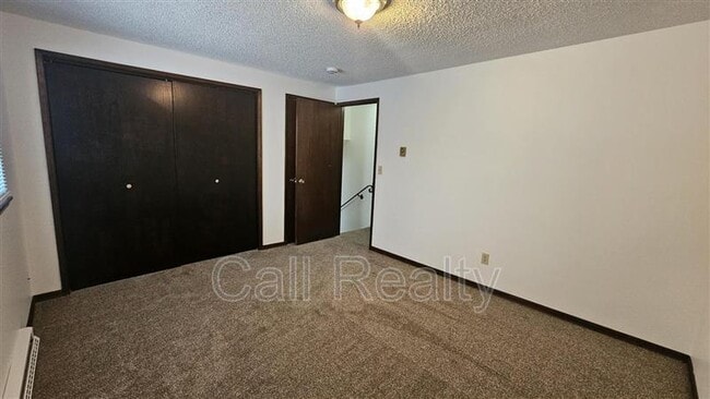 Building Photo - 719 S Century Ct