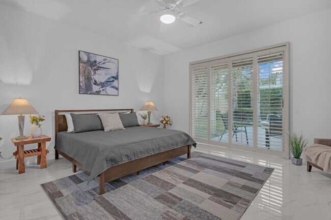 Building Photo - 44397 Mesquite Dr