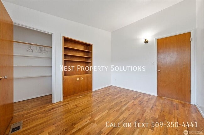 Building Photo - 401 Statter Rd